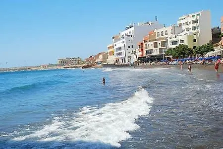 Mar, Sol, Playa Y Diversión *